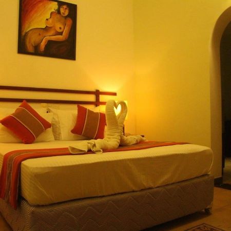 Hotel Romano Negombo Luaran gambar