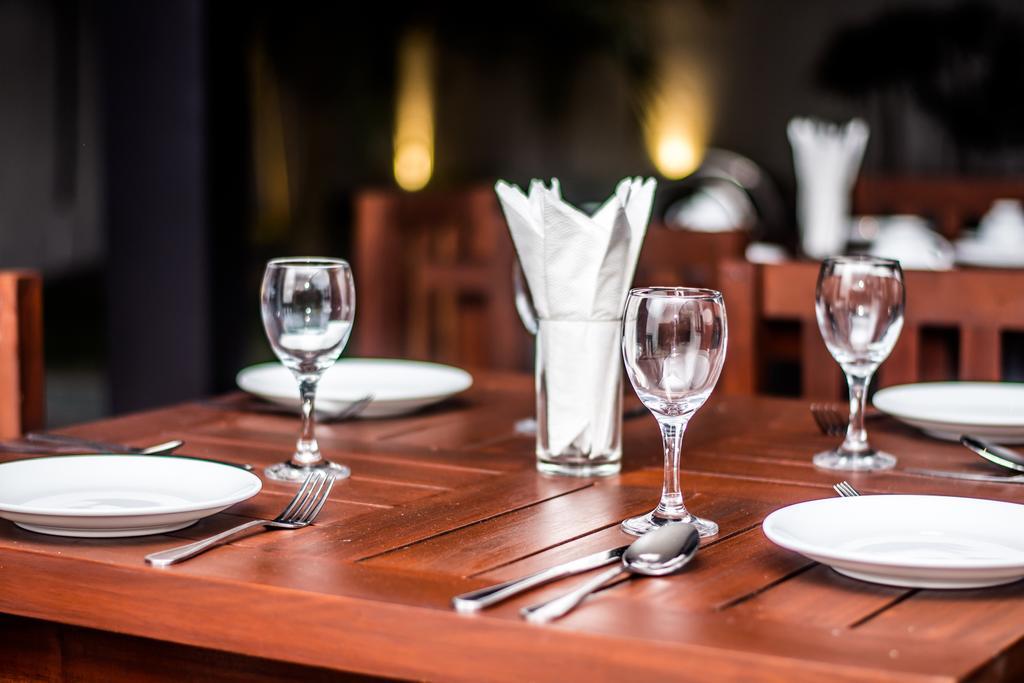 Hotel Romano Negombo Luaran gambar